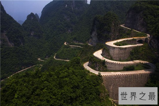 中国十大最美公路 一条公路带你领略西域美景