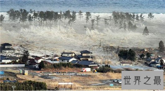 世界上最可怕的海啸，超恐怖海浪造成几十万人死亡