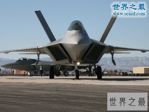 世界上最先进的战斗机，美国F-22猛禽(中国歼20上榜)