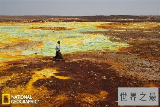 世界上最热的地方，伊朗卢特沙漠温度高达71摄氏度