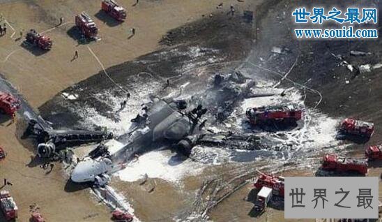 史上死伤最惨重的空难，特内里费空难(583人死亡)