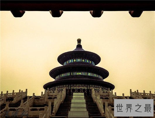 世界上最令人惊叹的十座寺庙，建造阿姆利则金庙花费了750公斤的黄金