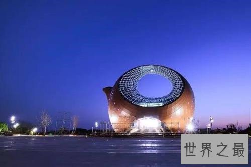 中国十大最丑建筑排行，丑出新高度