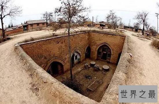 中国最神秘的村庄，建筑在地底的地坑村