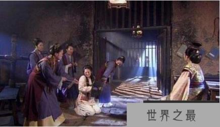 古代夹手指的酷刑其实叫拶刑，针对女人的酷刑之一