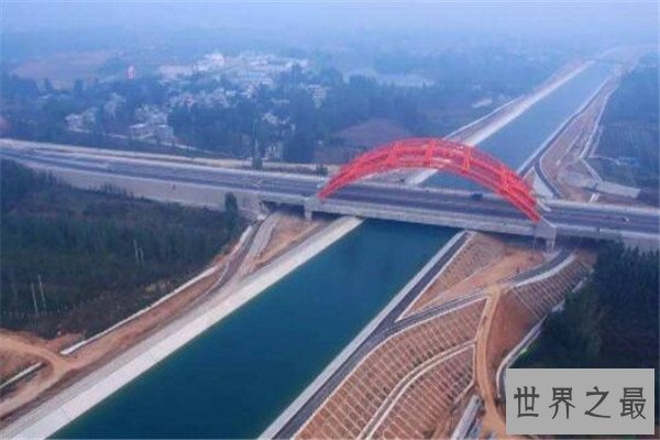 中国10大超级工程，三峡大坝上榜，第一是铁路建筑史上的丰碑