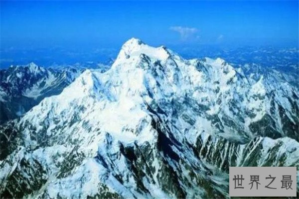 世界十大最高的山峰 榜首珠穆朗玛峰高8844.43米,你知道哪几座