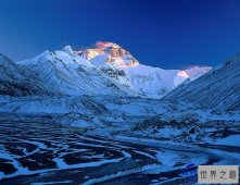 喜马拉雅山脉顶着天，世界十大高峰九座位于此地，海拔居然全部8000米以上