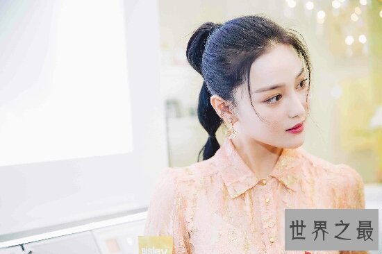 【图】2018明星美女乳房排名，柳岩美胸第一（宅男对此