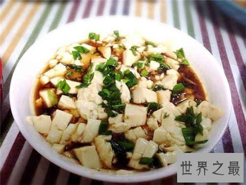 【图】小葱拌豆腐的做法引见 小葱拌豆腐食用忌讳