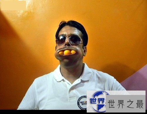 【图】最新世界第一大嘴，尼泊尔男子嘴巴插进138支铅